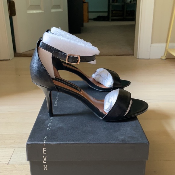 Steve Madden Women’s Heels size 6.5 - Picture 12 of 13